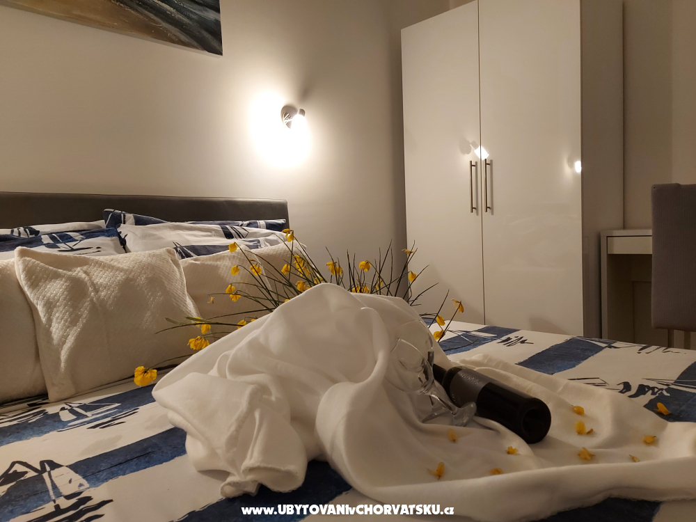 Appartamenti Karadza - Ka�tela Croazia