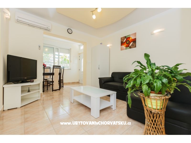 Appartements Kike – Ferienwohnung Kastela, Kroatien – Foto 1