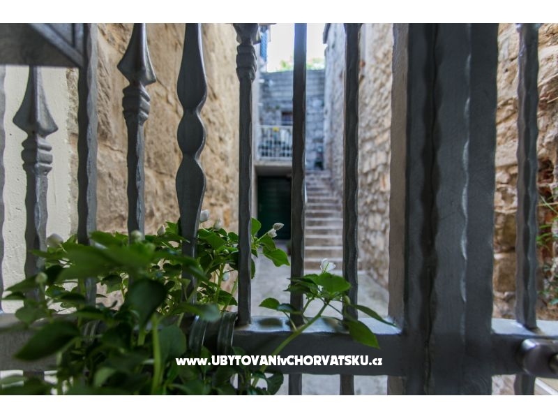 Appartements Lippeo – Ferienwohnung Kastela, Kroatien – Foto 8