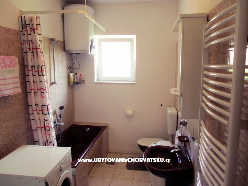 Appartement Lea – Ferienwohnung Kastela, Kroatien – Foto 2