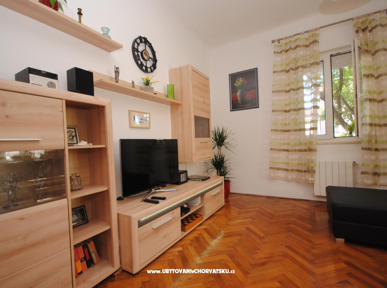 Ferienwohnungen Bugenvilla – Ferienwohnung Kastela, Kroatien – Foto 1