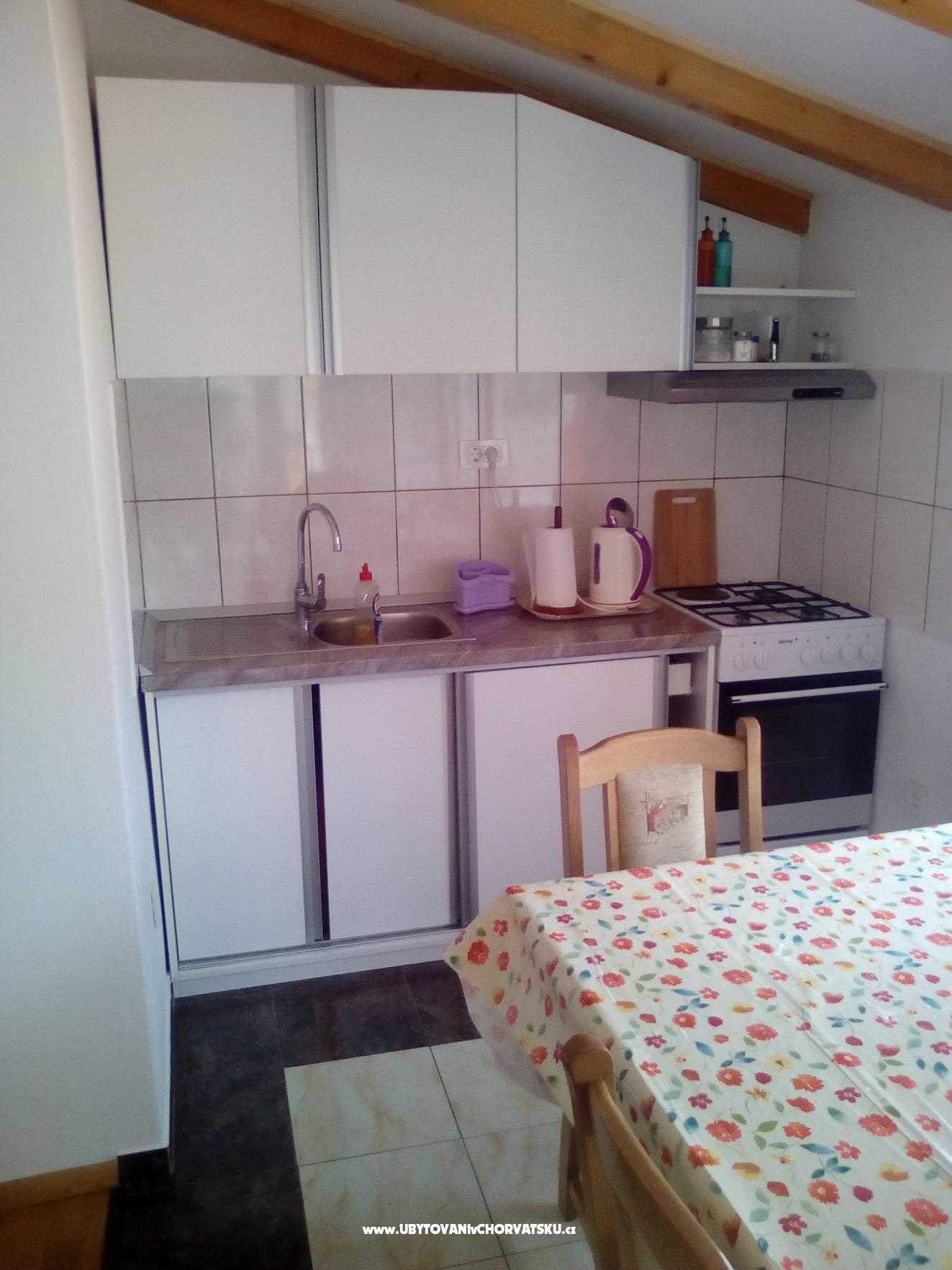 Ferienwohnungen Mare 2 – Ferienwohnung Kastela, Kroatien – Foto 3