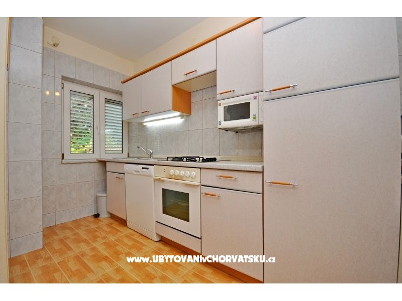 Ferienwohnungen Sun and Sea – Ferienwohnung Kastela, Kroatien – Foto 9