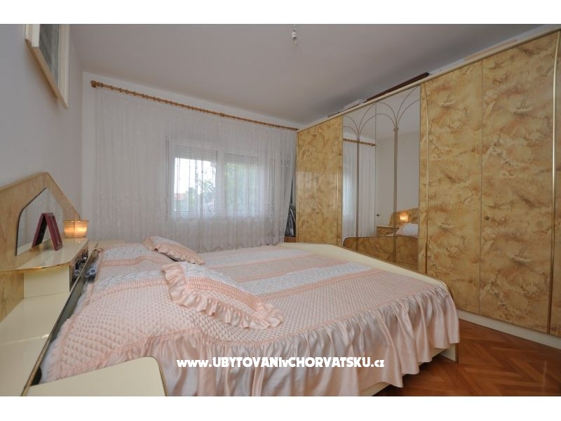 Ferienwohnungen Sun and Sea – Ferienwohnung Kastela, Kroatien – Foto 12