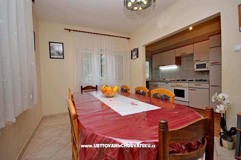 Ferienwohnungen Sun and Sea – Ferienwohnung Kastela, Kroatien – Foto 5