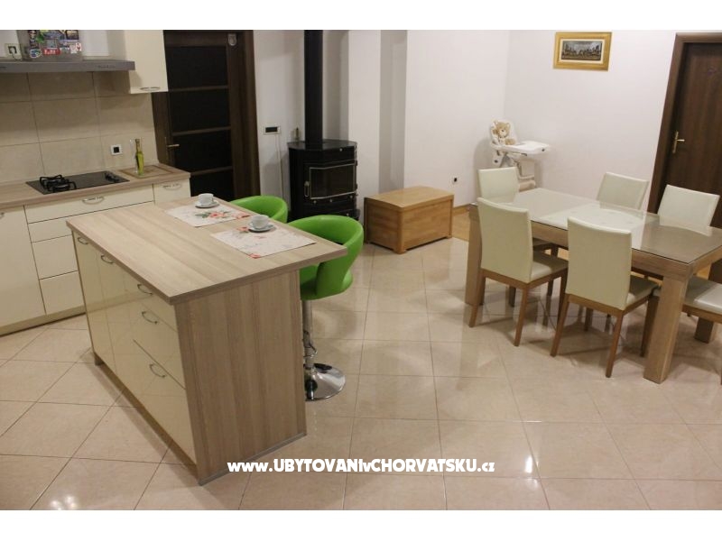 Ferienwohnungen Timeout – Ferienwohnung Kastela, Kroatien – Foto 1