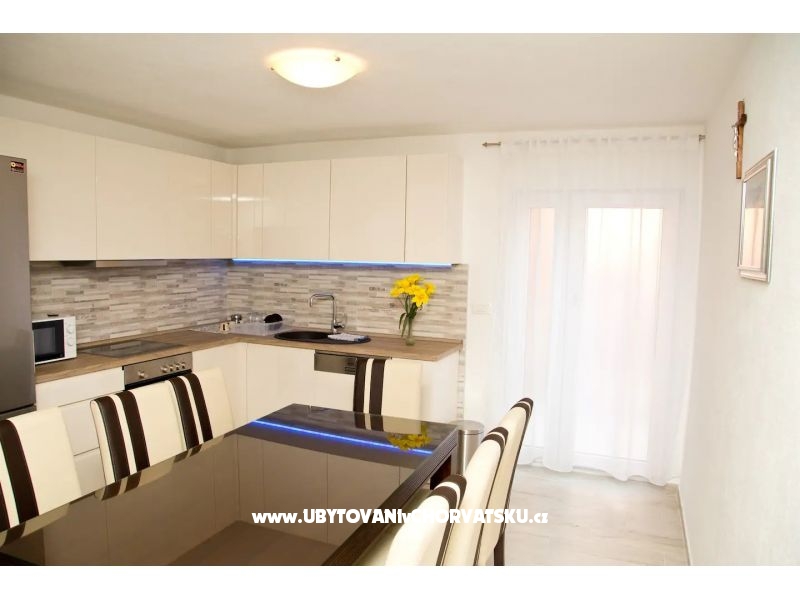 Deluxe Apartment Nika  – Ferienwohnung Kastela, Kroatien – Foto 4