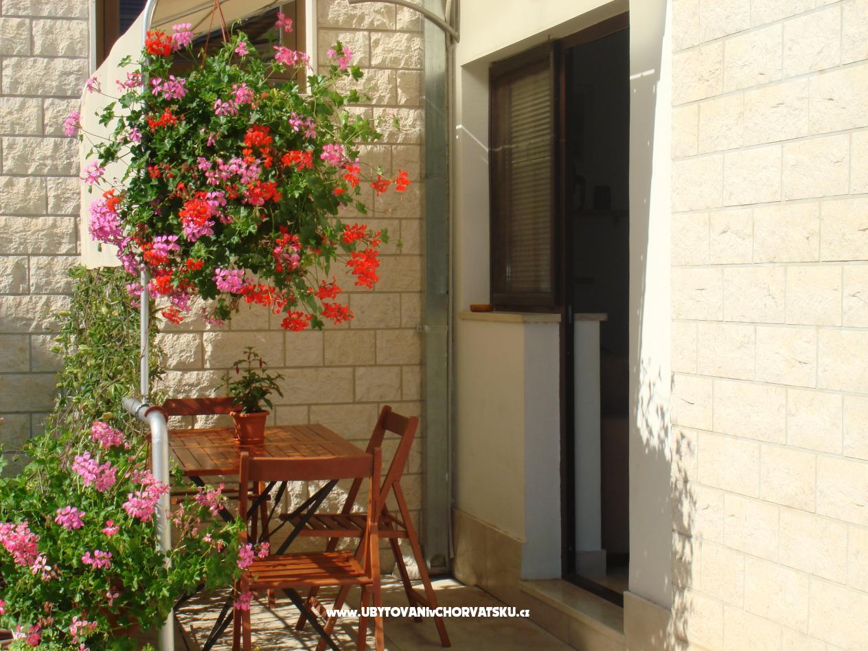 Guest Haus Kastela TIN – Ferienwohnung Kastela, Kroatien – Foto 4