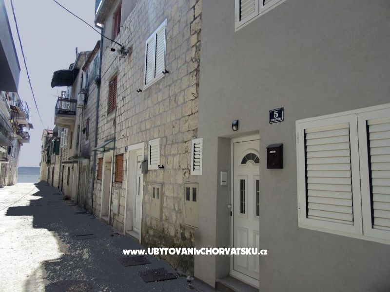 Holiday Home Sara- Kastel Stafilic – Ferienwohnung Kastela, Kroatien – Foto 1