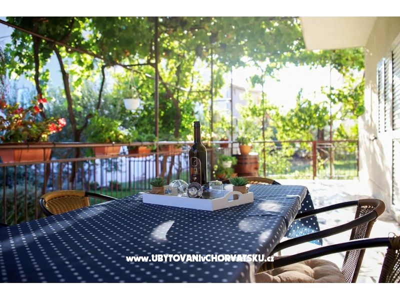 Stone Sun – Ferienwohnung Kastela, Kroatien – Foto 1