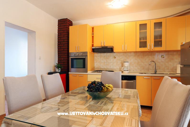 Stone Sun – Ferienwohnung Kastela, Kroatien – Foto 5