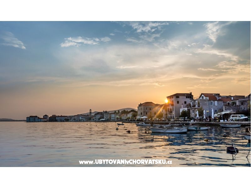 Villa Ferienwohnungen Julca – Ferienwohnung Kastela, Kroatien – Foto 15