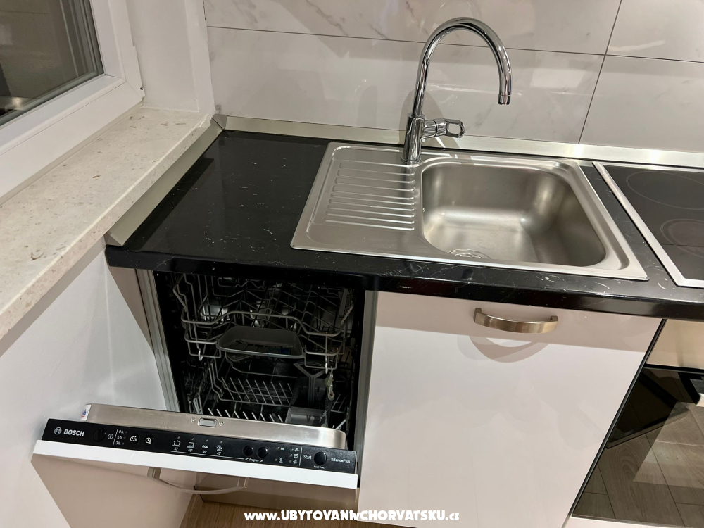 Villa Aurora Kastela - Ka�tela Chorv�tsko