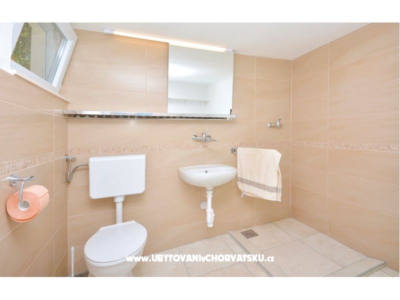 Villa Martina – Ferienwohnung Kastela, Kroatien – Foto 15