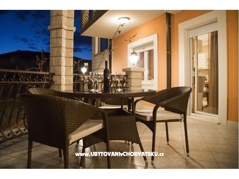 Villa Paradise  – Ferienwohnung Kastela, Kroatien – Foto 13