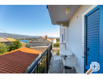 Apartmaji Crni - ostrov Krk Hrvaka
