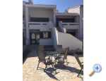 Apartmaji Dupin - ostrov Krk Hrvaka