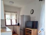 Apartmaji Malenica, NJIVICE, KRK - ostrov Krk Hrvaka