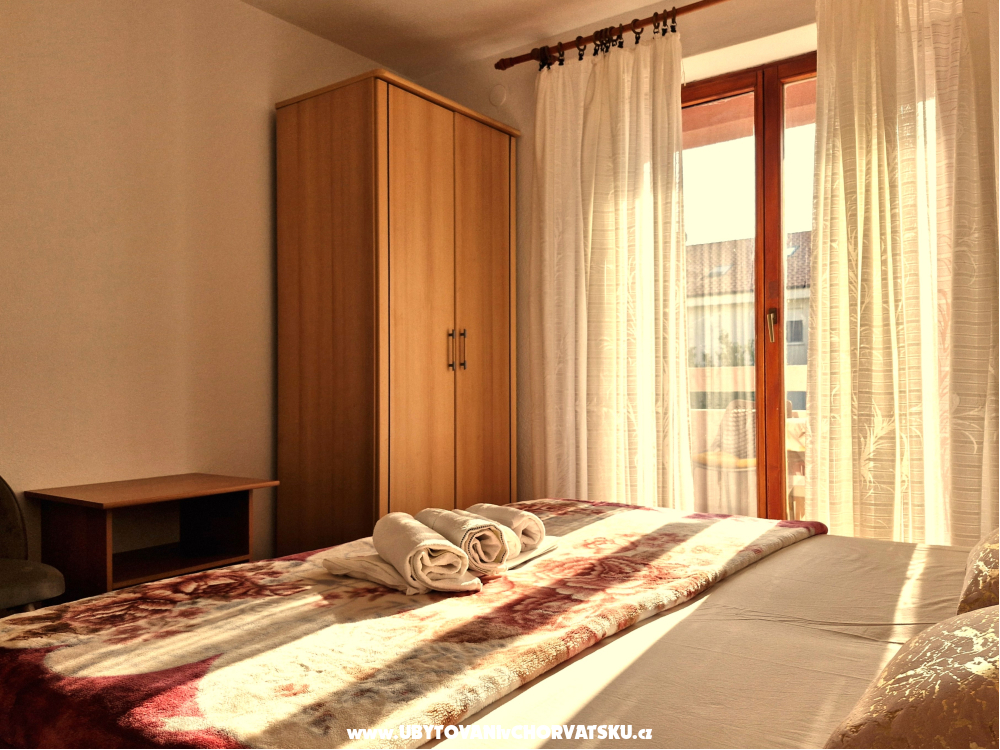 Apartm�ny Mirjana - Ba�ka - ostrov Krk Chorvatsko