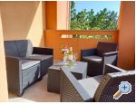 Apartm. Vlahini Mirjana i Valerija - ostrov Krk Hrvaka
