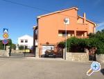 Apartm. Vlahini Mirjana i Valerija - ostrov Krk Hrvaka