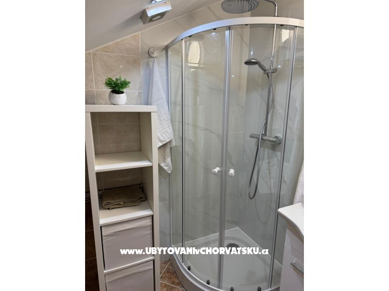 Moderan apartman za 2-10 osoba  – ubytování ostrov Krk, Chorvatsko – foto 19