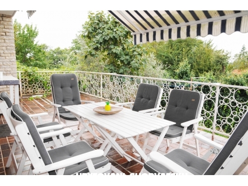 Domic - ostrov Krk Chorwacja