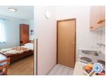 Apartmaji Dujmovi - ostrov Krk Hrvaka