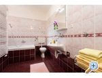 Apartmaji Dujmovi - ostrov Krk Hrvaka