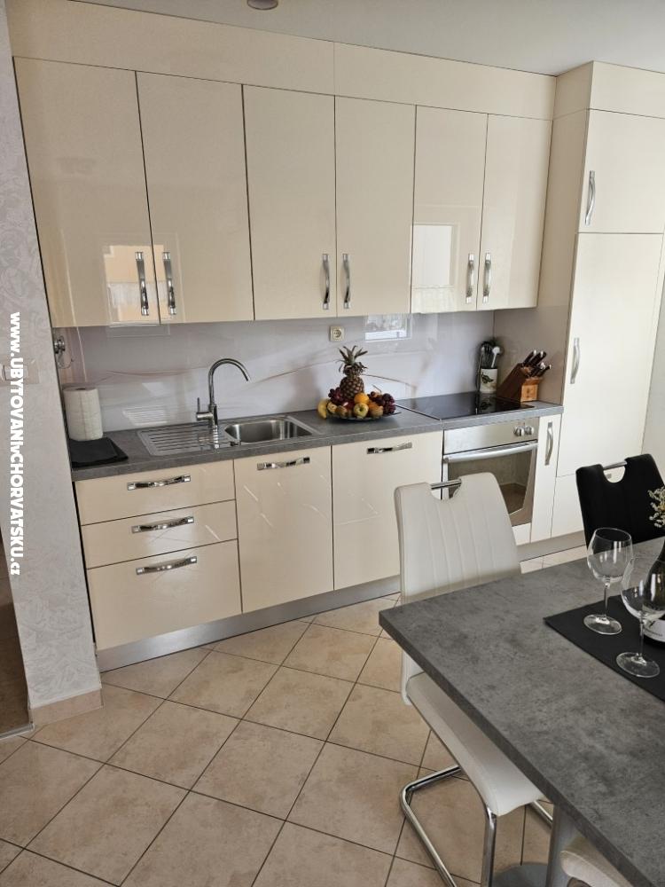 Lucia Appartements - ostrov Krk Croatie