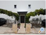 VILLA JEKA, MALINSKA - ostrov Krk Chorvatsko