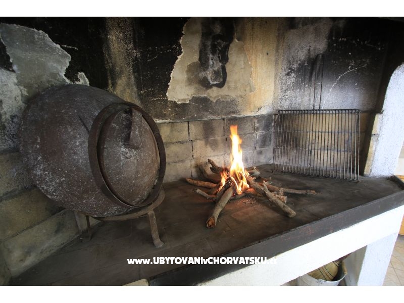 Apartment Dorin – Ferienwohnung Makarska, Kroatien – Foto 2