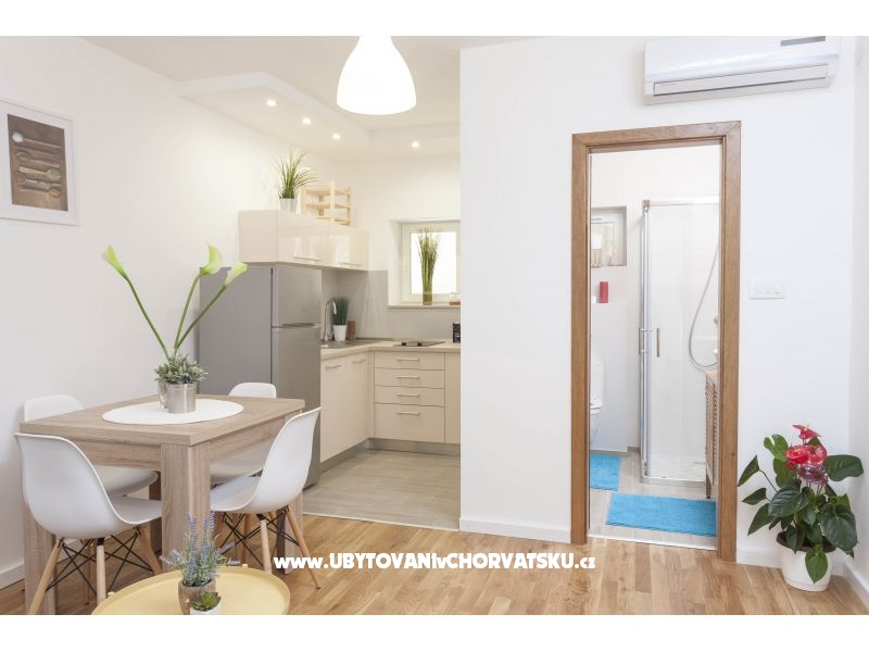 Apartment Mikula – Ferienwohnung Makarska, Kroatien – Foto 2