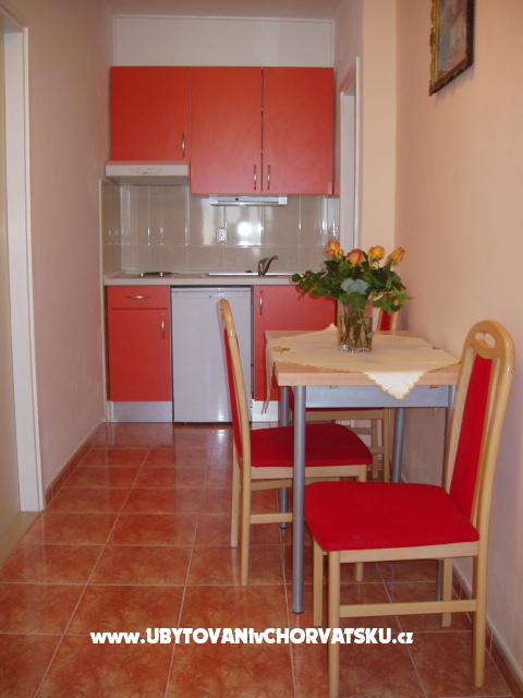 Apartment Olga – Ferienwohnung Makarska, Kroatien – Foto 2