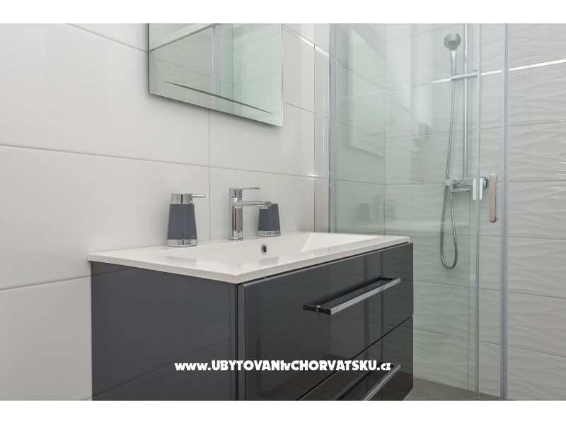 Apartment Slavkq – Ferienwohnung Makarska, Kroatien – Foto 4