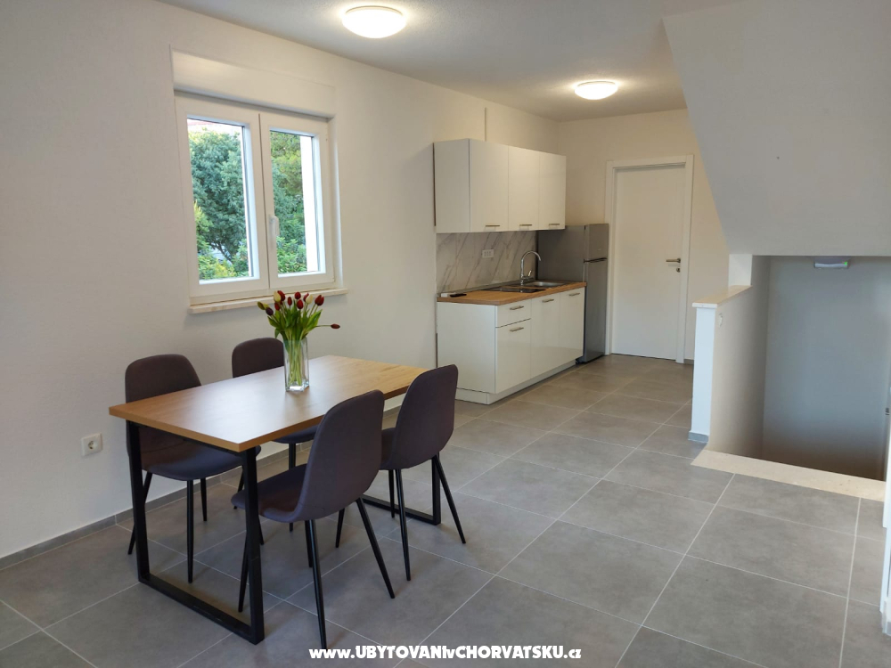 Appartements Neva plaža - Makarska Kroatien