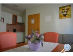 Apartmny Vujcic - Makarska Chorvatsko