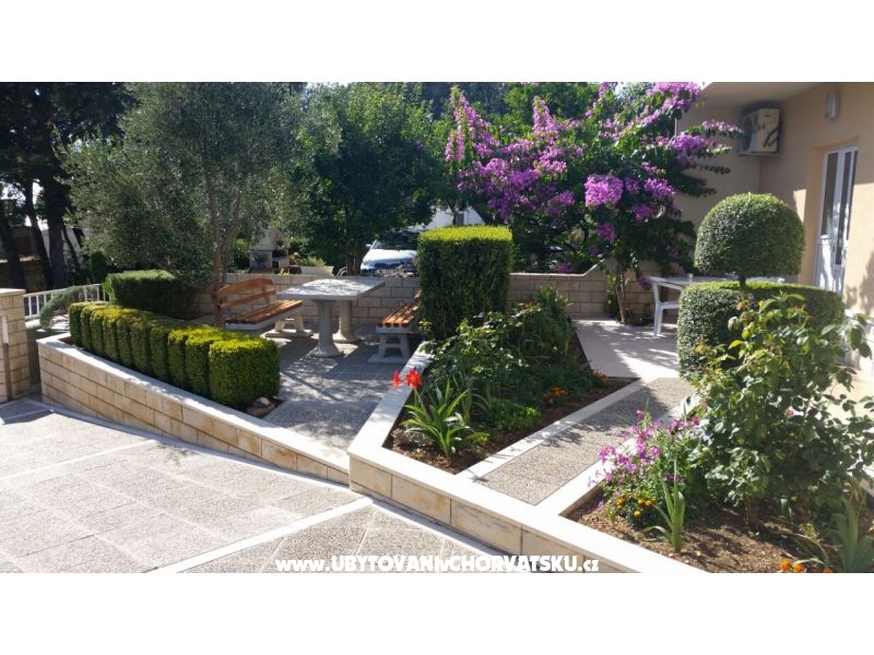 Apartment Silva – Ferienwohnung Makarska, Kroatien – Foto 1