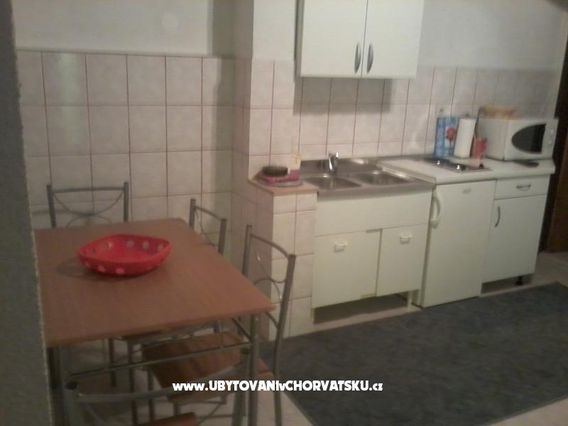 Appartments Mira i Zdenko Roso – Ferienwohnung Makarska, Kroatien – Foto 9