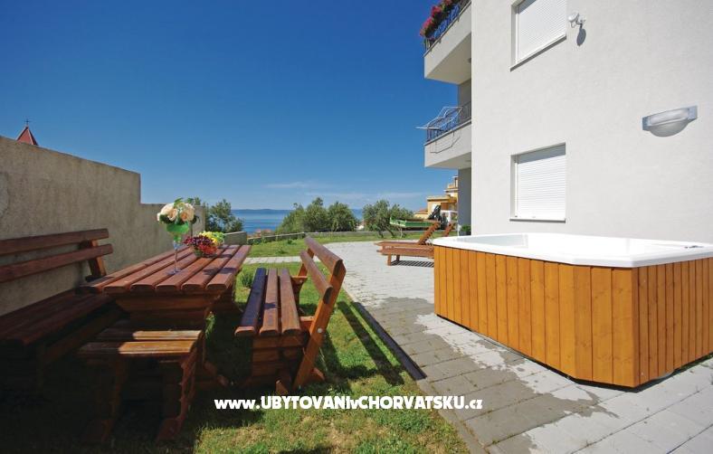 Lux AP6+2 jacuzzi – Ferienwohnung Makarska, Kroatien – Foto 2