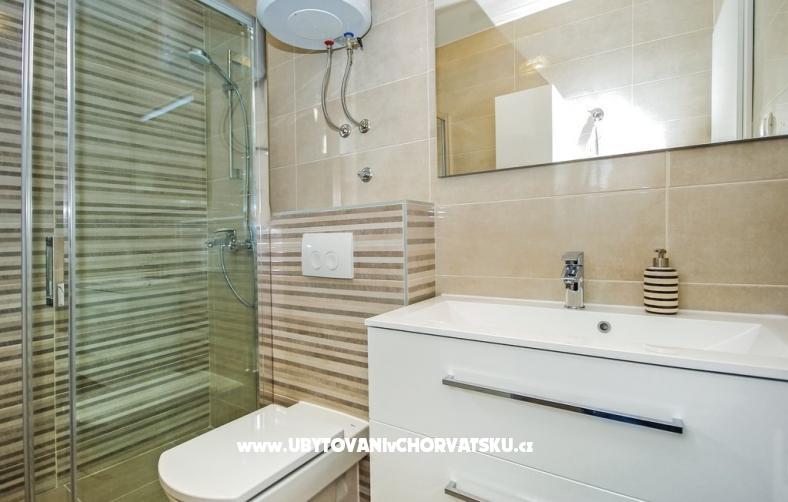 Lux AP6+2 jacuzzi – Ferienwohnung Makarska, Kroatien – Foto 8