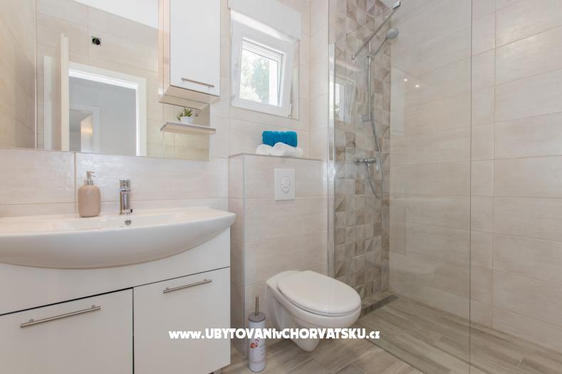 Seaview Ferienwohnungen in quiet area – Ferienwohnung Makarska, Kroatien – Foto 8