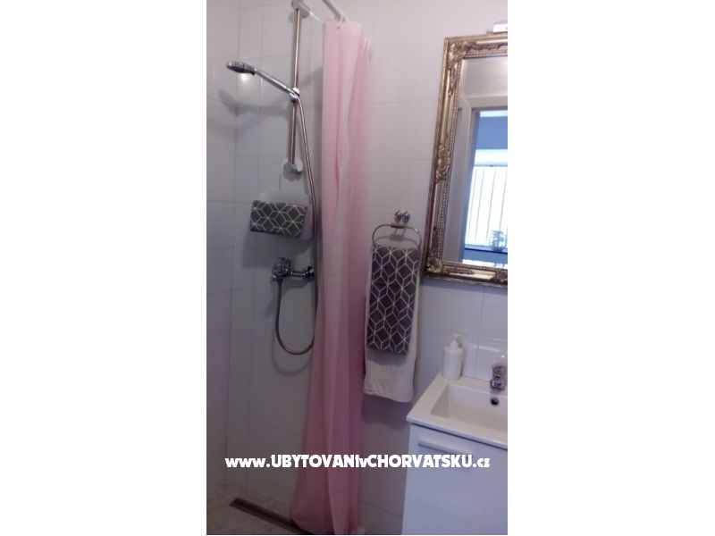 Studio Apartment Centar – Ferienwohnung Makarska, Kroatien – Foto 2