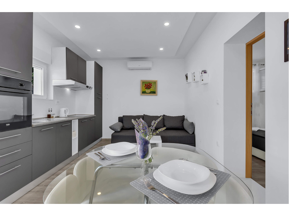 Sunny Garden Ferienwohnungen Ana - Makarska Kroatien