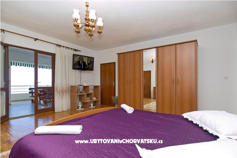 De Lux Ferienwohnungen-SWIMMING POOL – Ferienwohnung Makarska, Kroatien – Foto 14