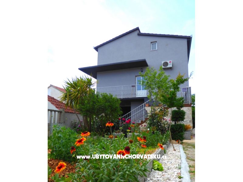 Apartment Elvis – Ferienwohnung Marina – Trogir, Kroatien – Foto 1