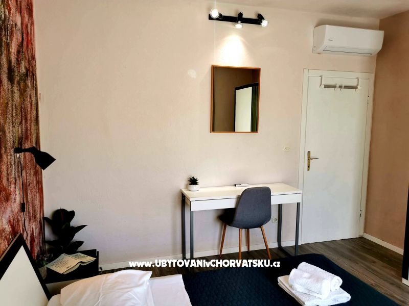 Apartment Elvis – Ferienwohnung Marina – Trogir, Kroatien – Foto 9