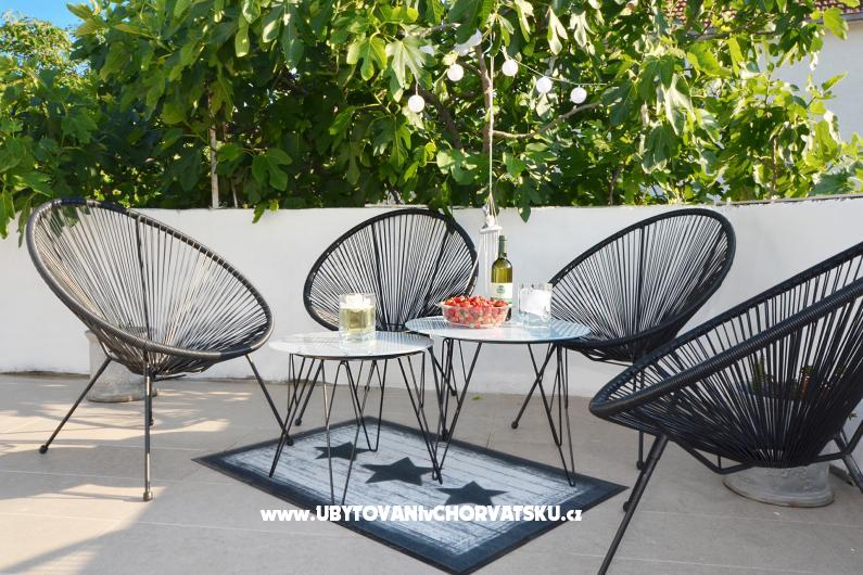 Apartment Lanterna – Ferienwohnung Marina – Trogir, Kroatien – Foto 5