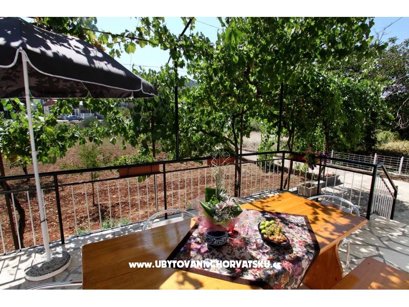 Apartment Melita – Ferienwohnung Marina – Trogir, Kroatien – Foto 2