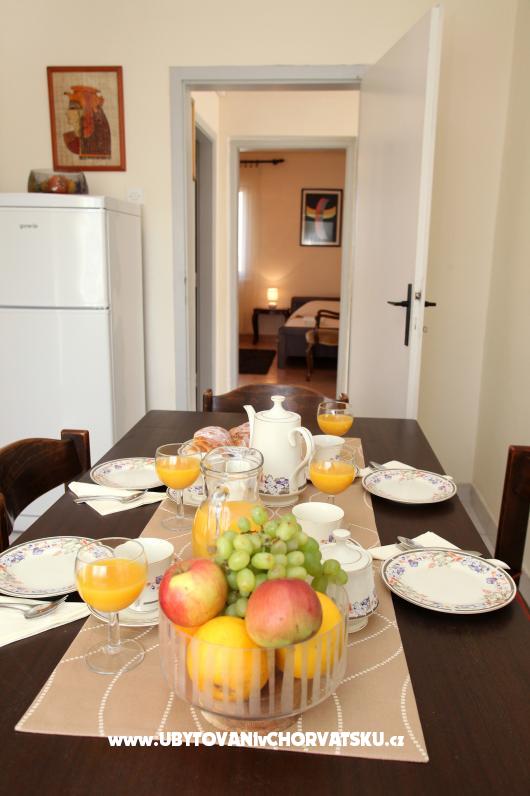 Apartment Melita – Ferienwohnung Marina – Trogir, Kroatien – Foto 8